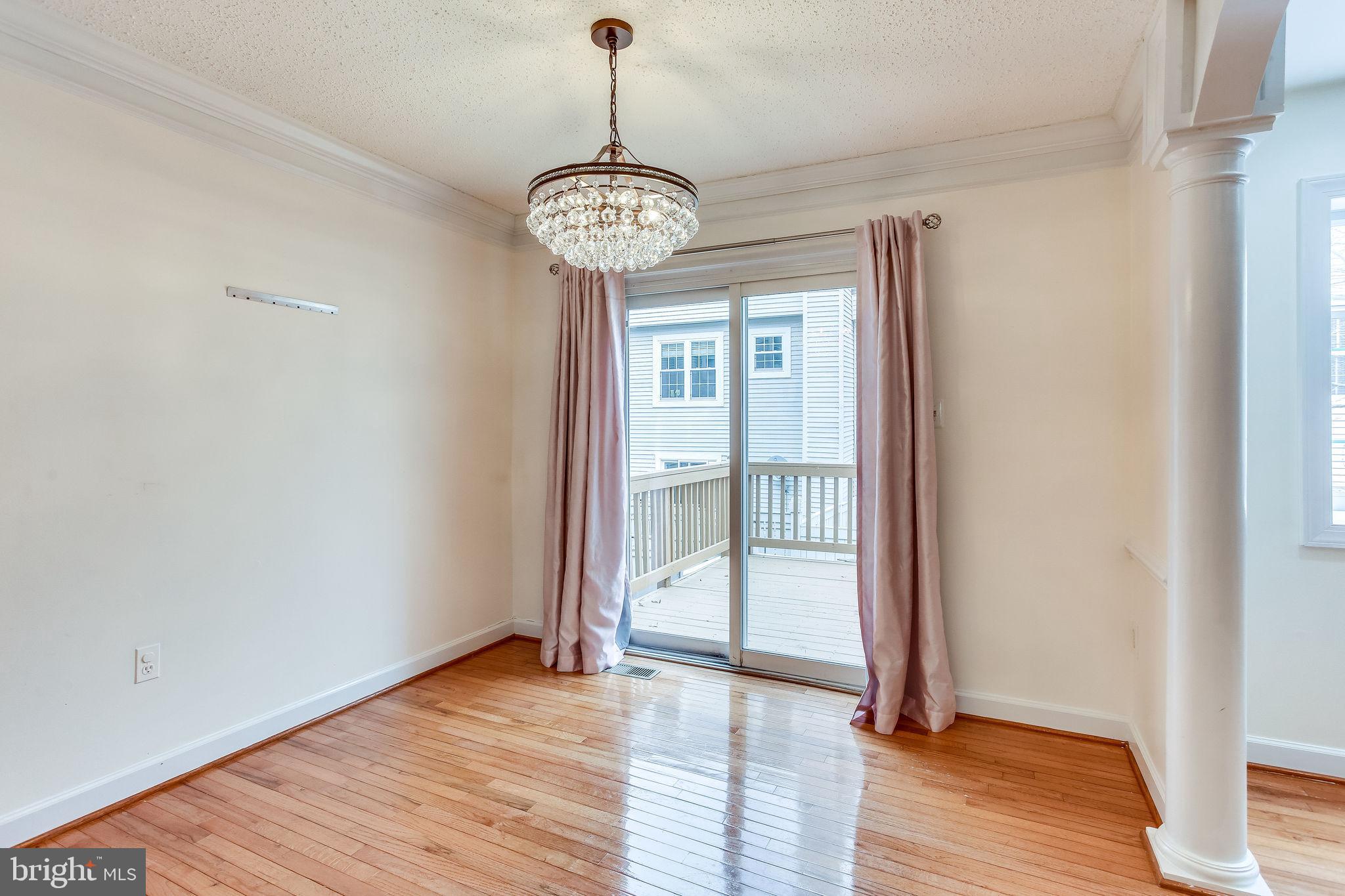 2404 Ridgehampton Court Reston, VA 20191 - Photo 26 of 67 Dining Room