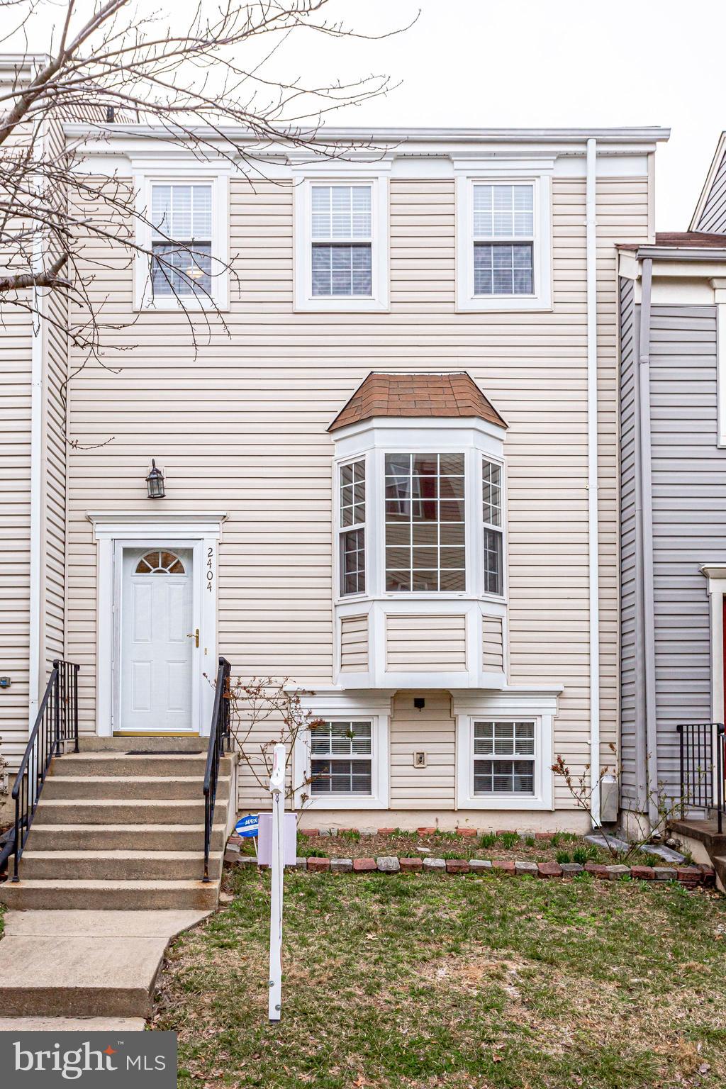 2404 Ridgehampton Court Reston, VA 20191 - Photo 4 of 67 Front Exterior