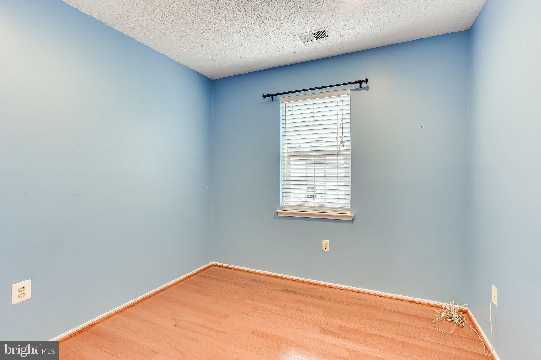 2404 Ridgehampton Court Reston, VA 20191 - Photo 39 of 67 Bedroom