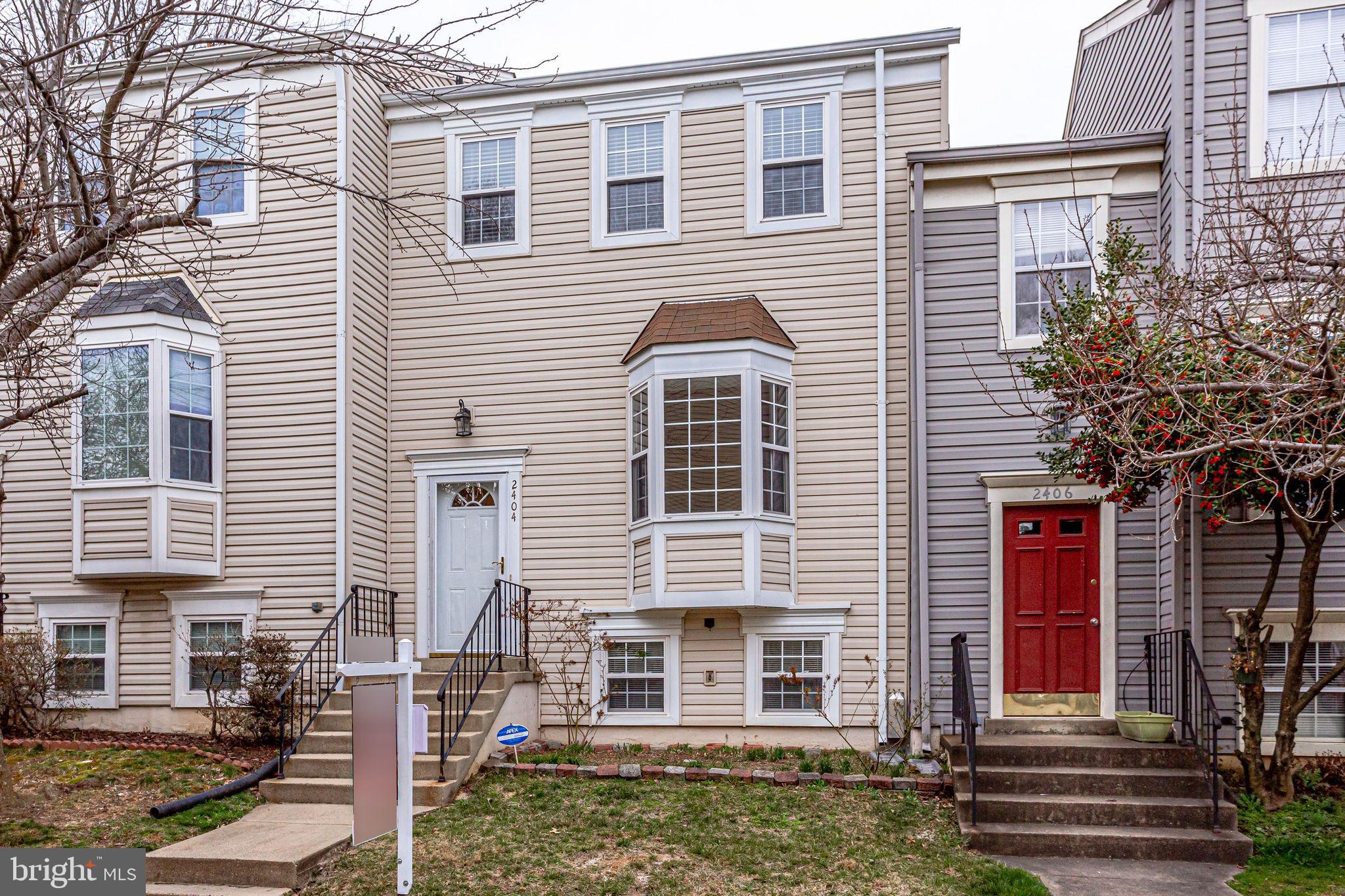2404 Ridgehampton Court Reston, VA 20191 - Photo 5 of 67 Front Exterior