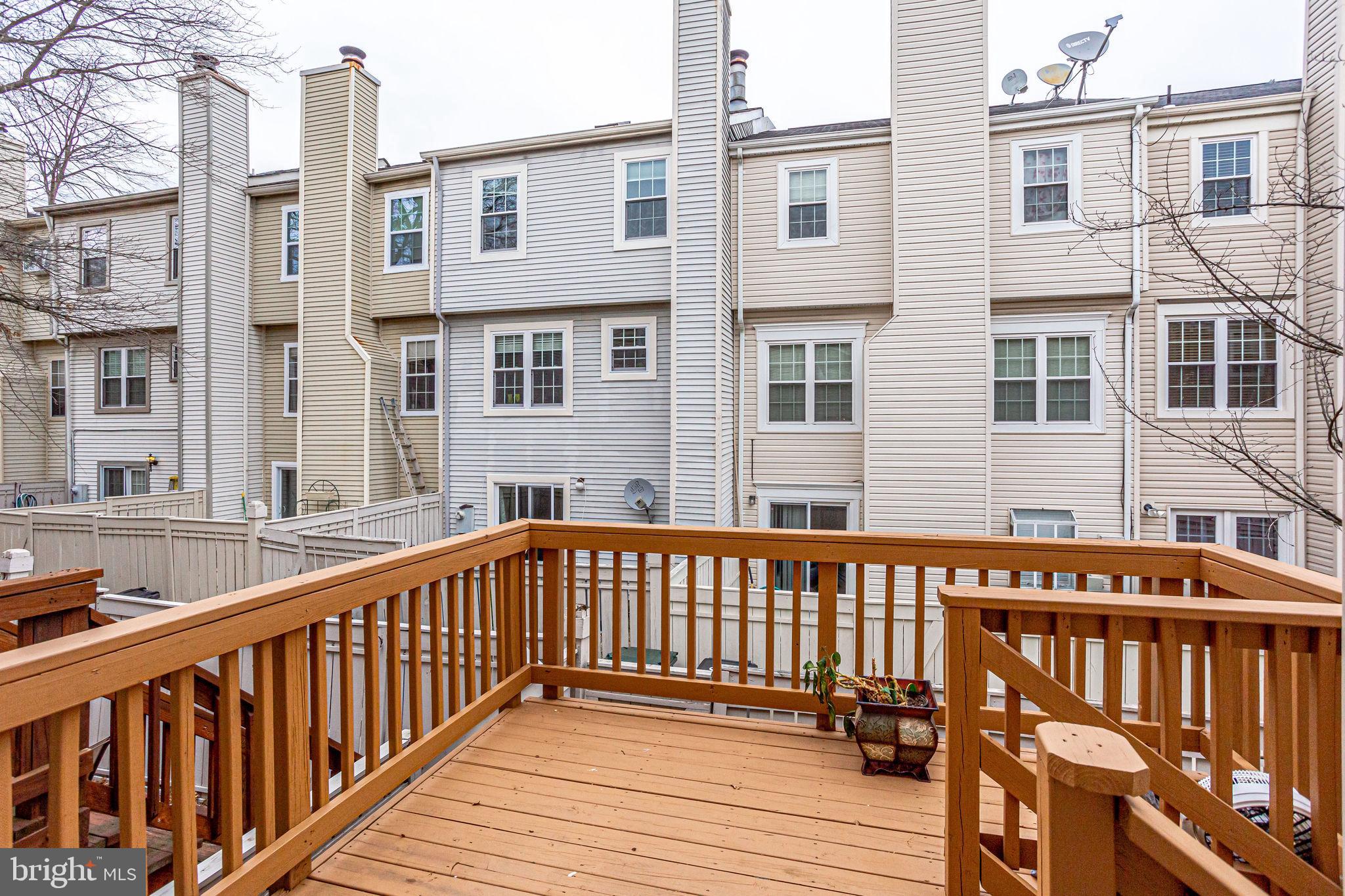 2404 Ridgehampton Court Reston, VA 20191 - Photo 55 of 67 Deck
