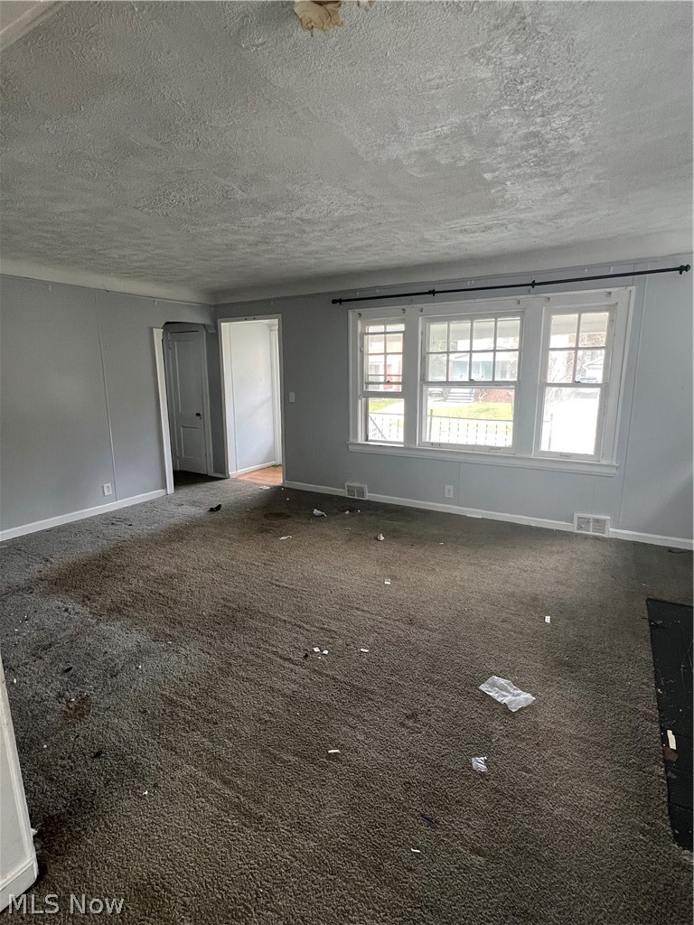 880 Selwyn Road Cleveland Heights, OH 44112 - Photo 10 of 15
