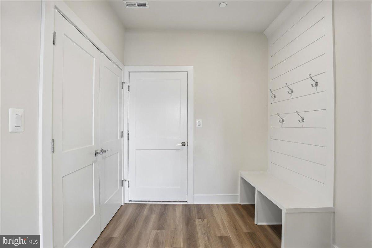 102 Allen Lane Poolesville, MD 20837 - Photo 12 of 53 Mud Room (sample photo)