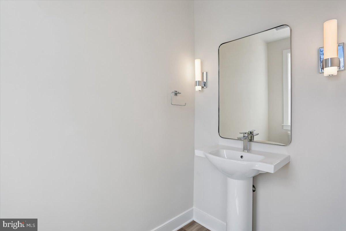 102 Allen Lane Poolesville, MD 20837 - Photo 26 of 53 Powder Room (sample photo)