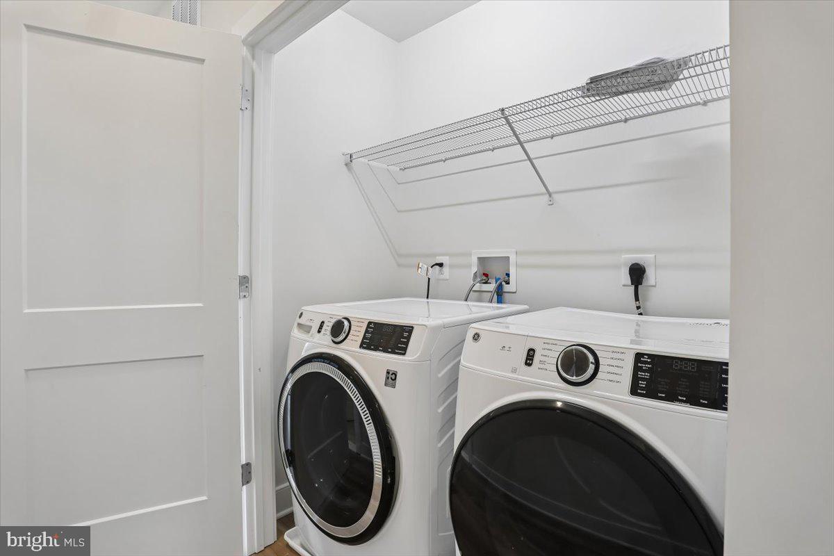 102 Allen Lane Poolesville, MD 20837 - Photo 50 of 53 Upper Level Laundry (sample photo)