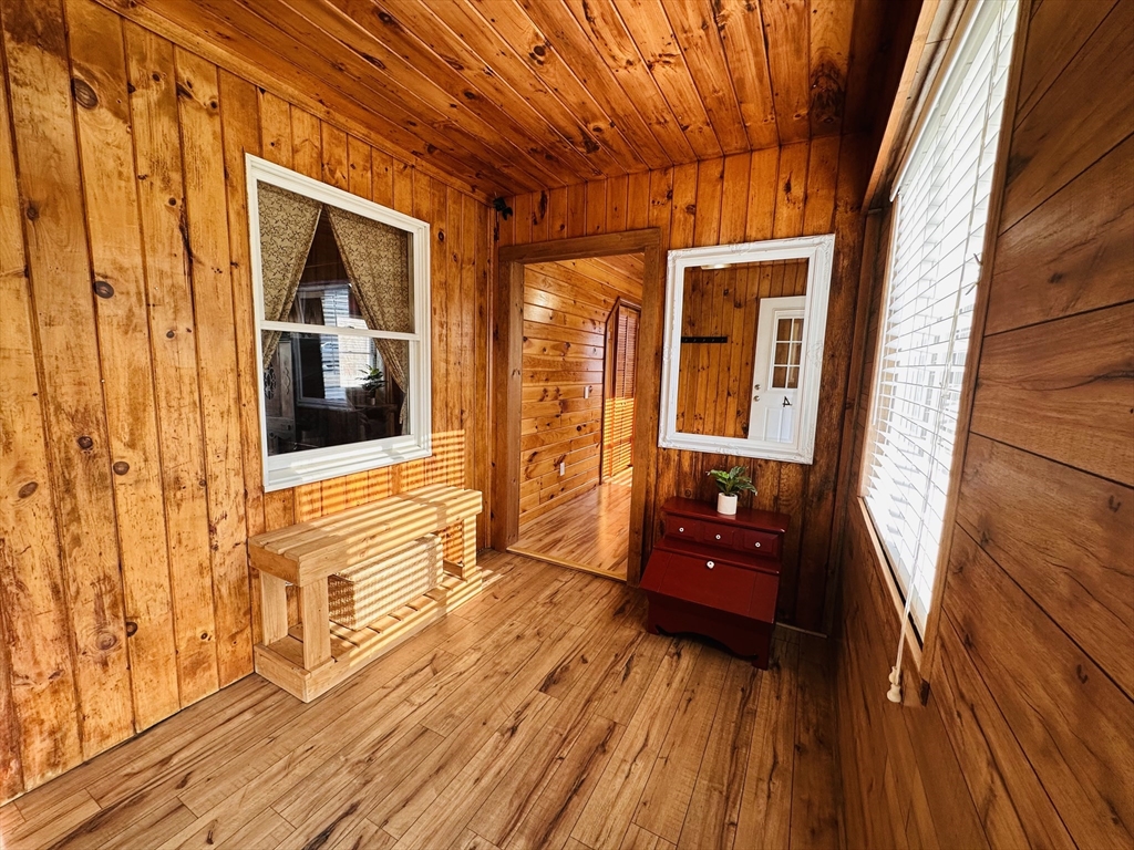 44 Comins Pond Road Warren, MA 01083 - Photo 4 of 33