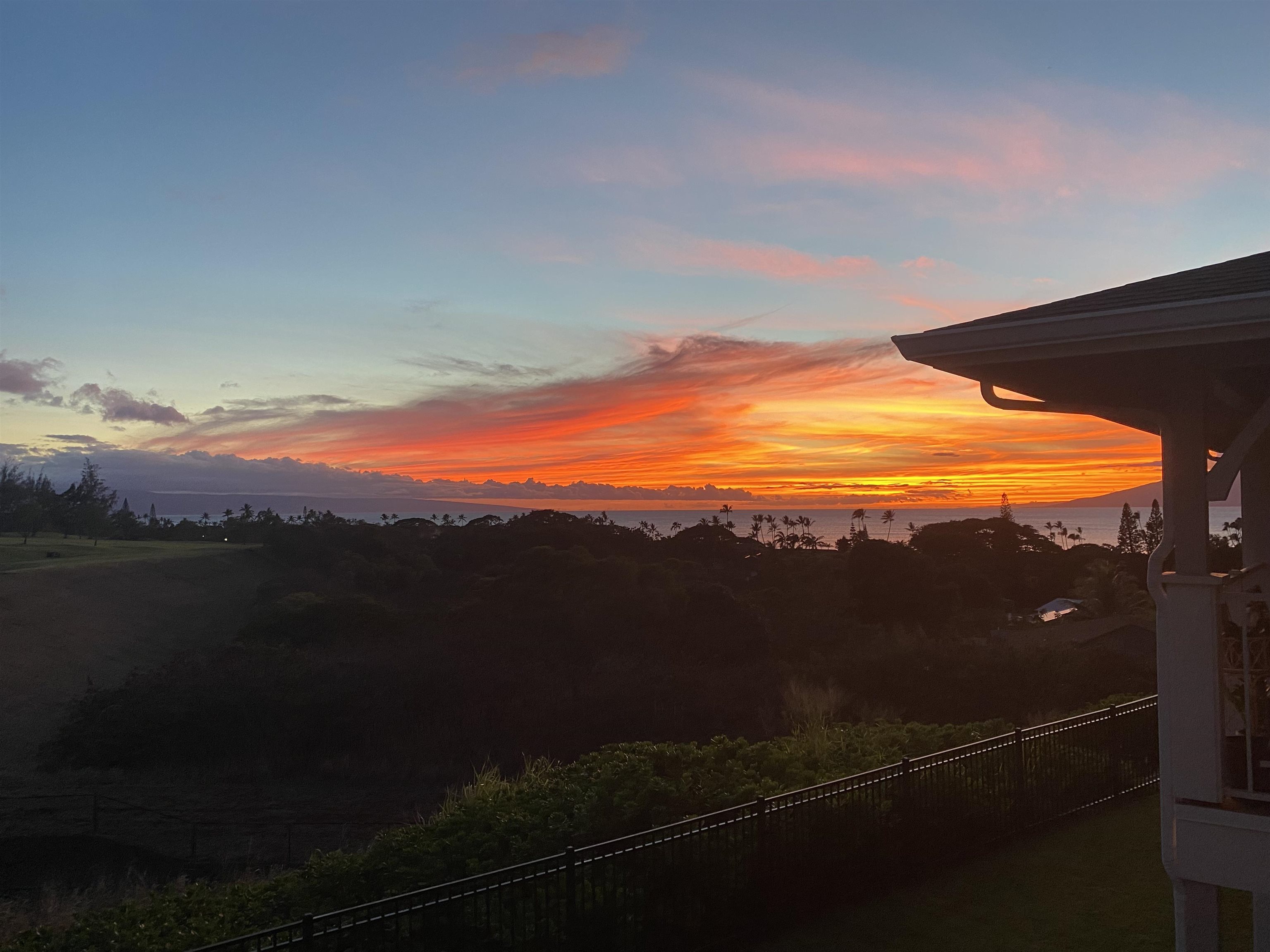 5510 Lower Honoapiilani Road, Unit C22 Lahaina, HI 96761 - Photo 11 of 13 a view of sky from balcony