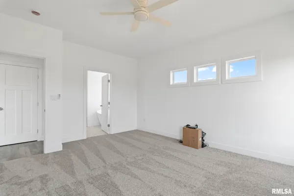 $450,000 | 72 Moonlight Ct. Court, Chatham, IL 62629