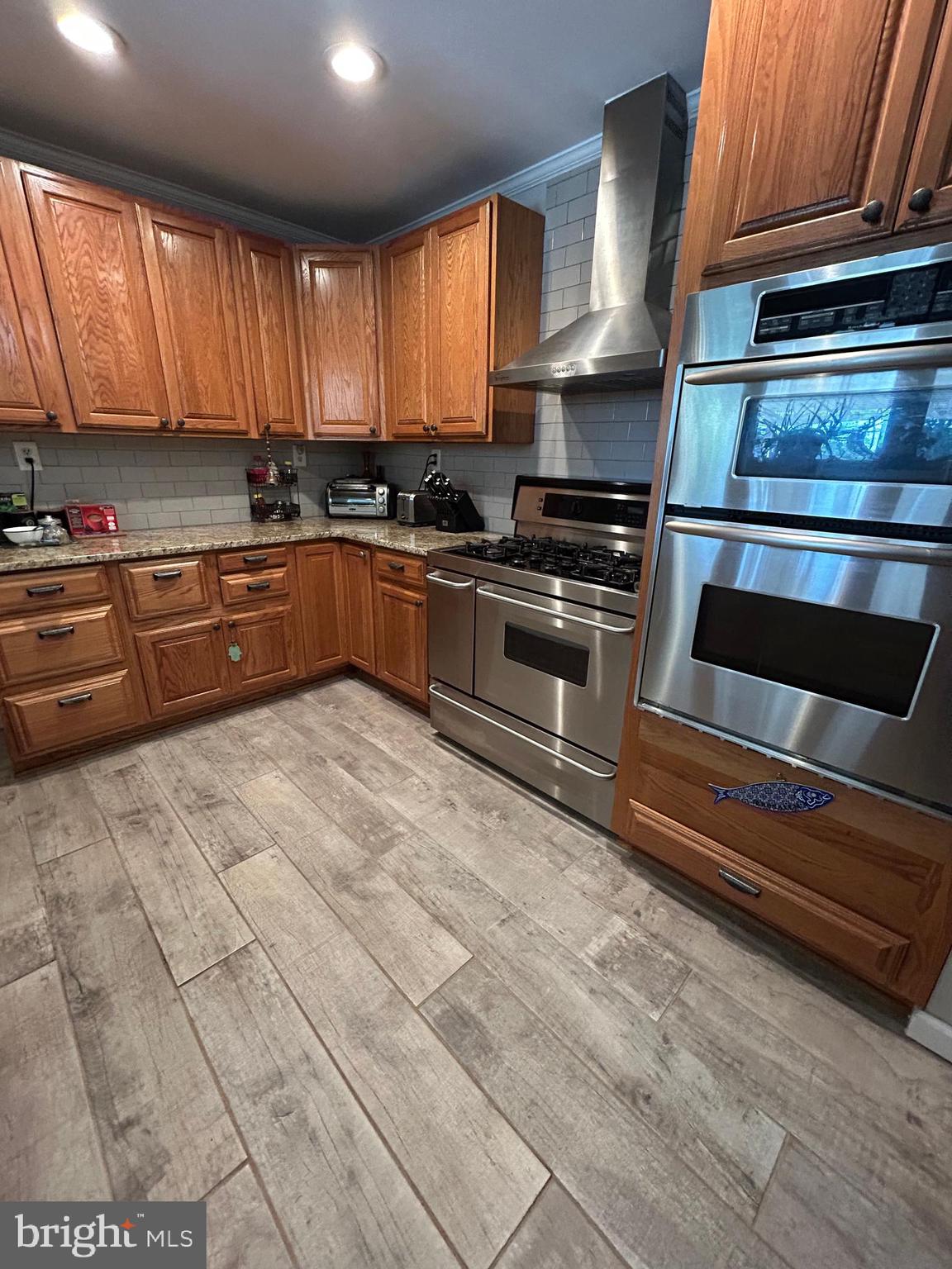 681 Pembroke Road Rydal, PA 19046 - Photo 23 of 47