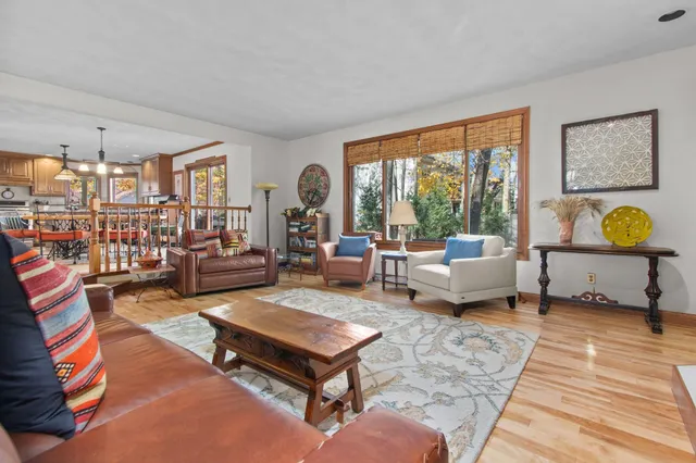 $465,000 | 2800 Schaefer Circle, Appleton, WI 54915