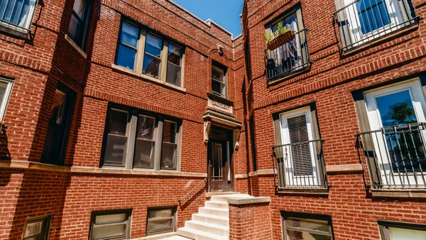 a view of a livingroom with furniture