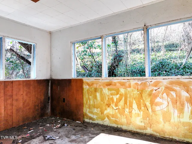 $39,000 | 1227 Bristol Highway, Unit 26, Elizabethton, TN 37643