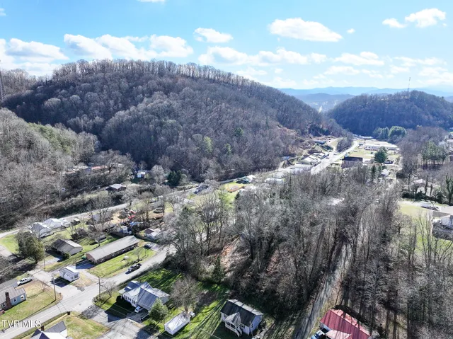 $39,000 | 1227 Bristol Highway, Unit 26, Elizabethton, TN 37643