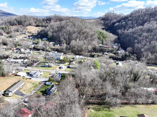 $39,000 | 1227 Bristol Highway, Unit 26, Elizabethton, TN 37643