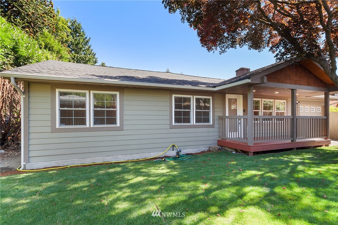 9216 Sand Point Way Northeast Seattle, WA 98115 - Photo 20 of 21 Gallery Image 20