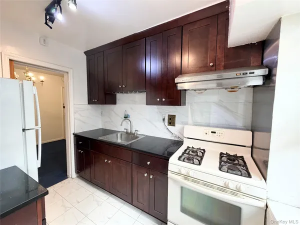 $249,000 | 32-43 90th Street, Unit 306 | Jackson Heights