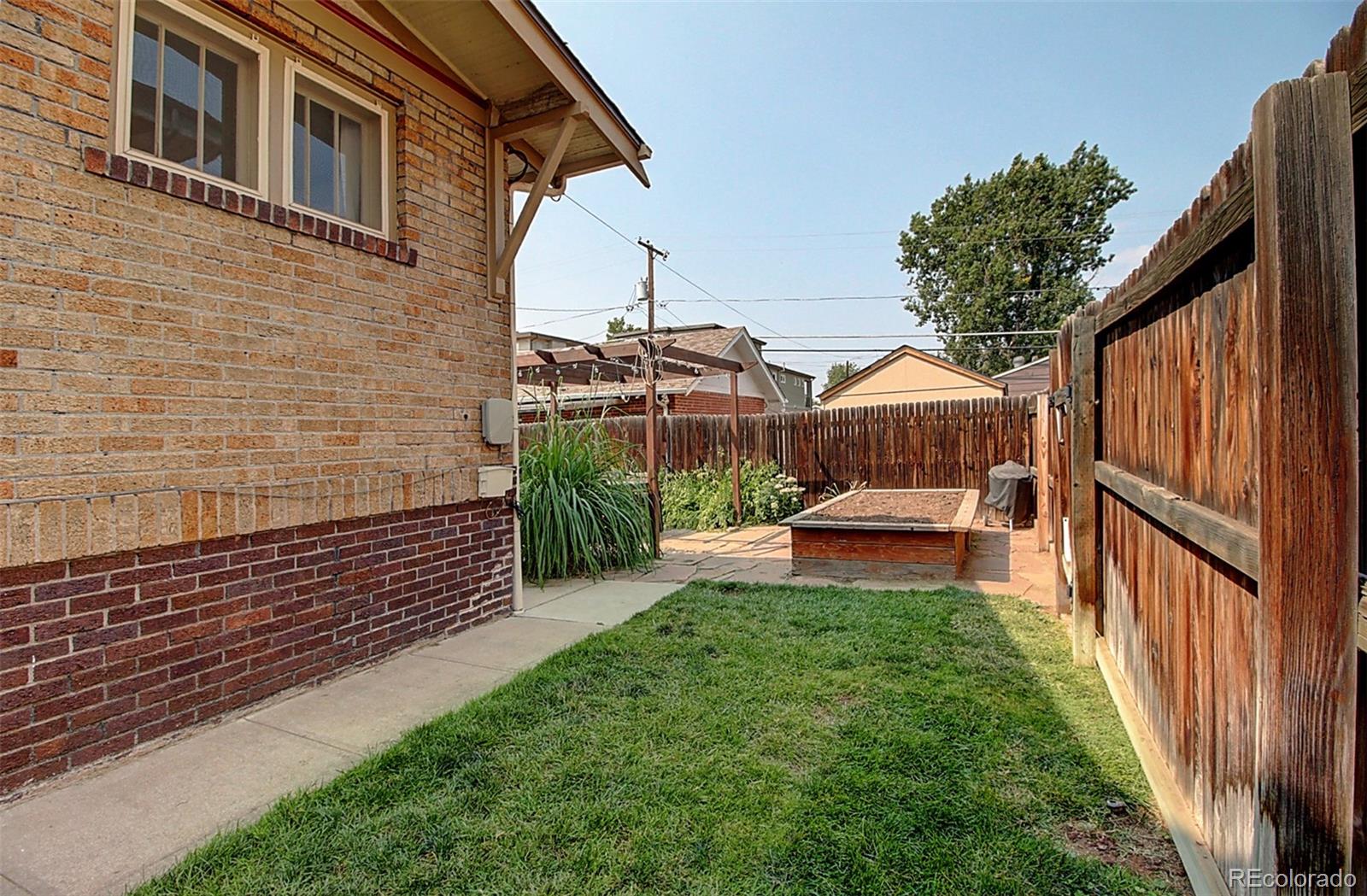 3839 Raleigh Street Denver, CO 80212 - Photo 4 of 27 Gallery Image 4