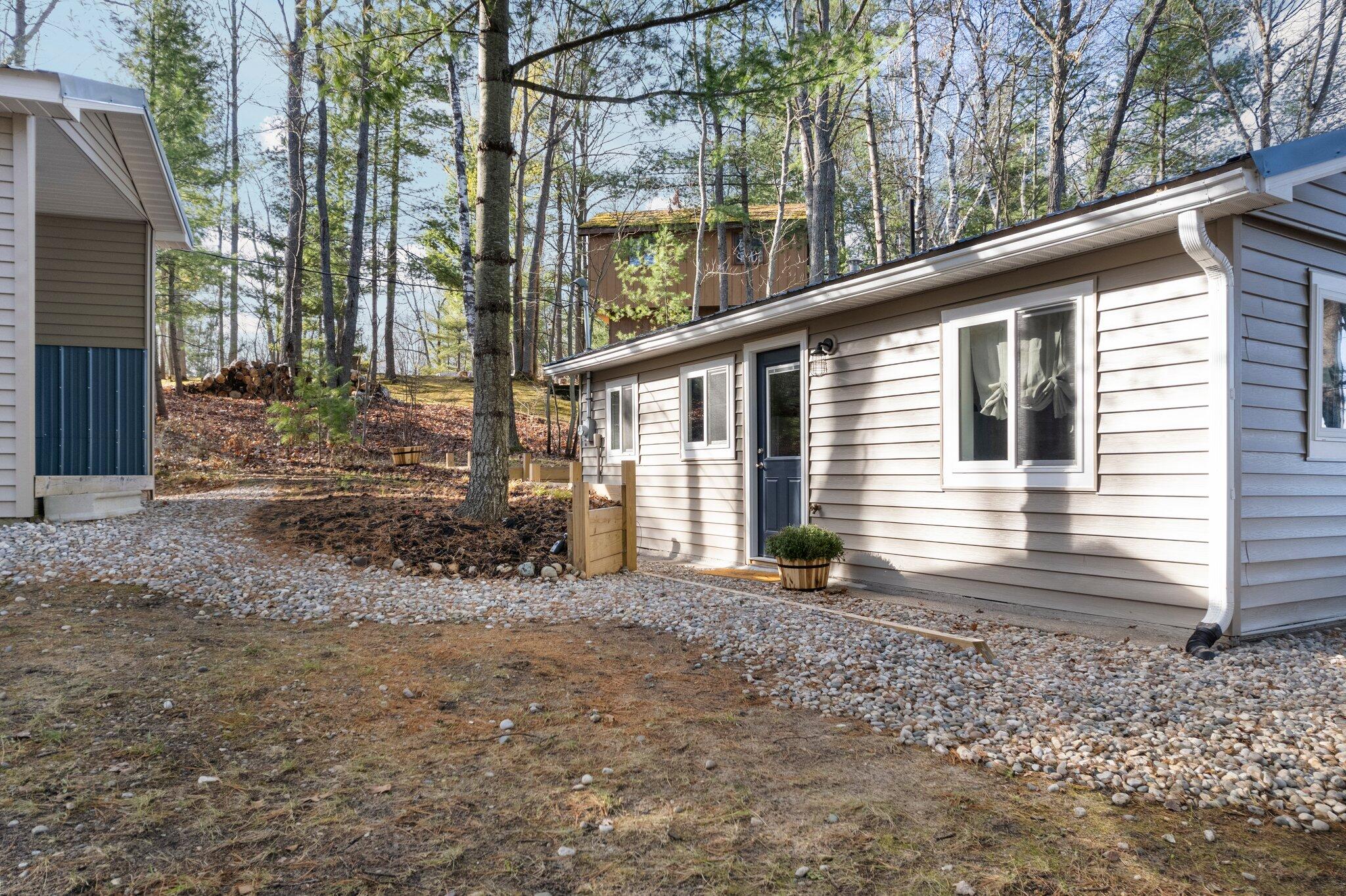 6832 Beach Road Johannesburg, MI 49751 - Photo 23 of 31 Gallery Image 23