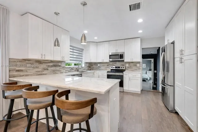 $999,900 | 101 Northeast 104th Street, Miami Shores, FL 33138