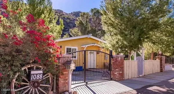 $2,600 | 1088 Casa Grande Drive, Simi Valley, CA 93063