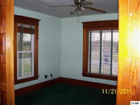 4802 Hunt Road Adrian, MI 49221 - Photo 5 of 11 20025047-4.JPG