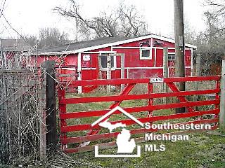 44978 Judd Road Belleville, MI 48111 - Photo 12 of 14 barn 2