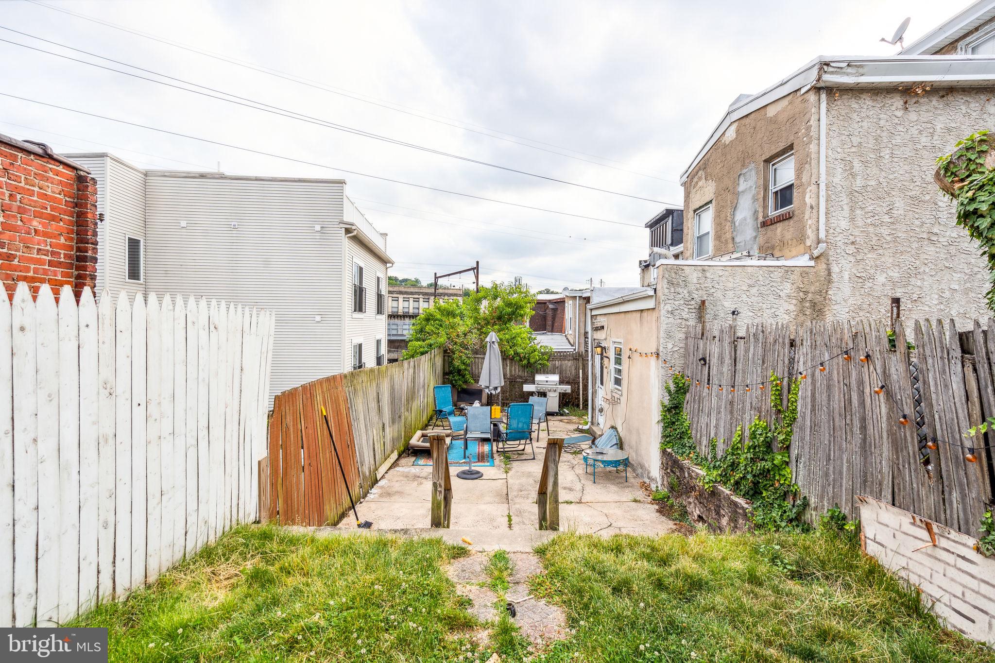 129 Gay Street, Unit 1 Philadelphia, PA 19127 - Photo 2 of 23 a view of balcony with patio