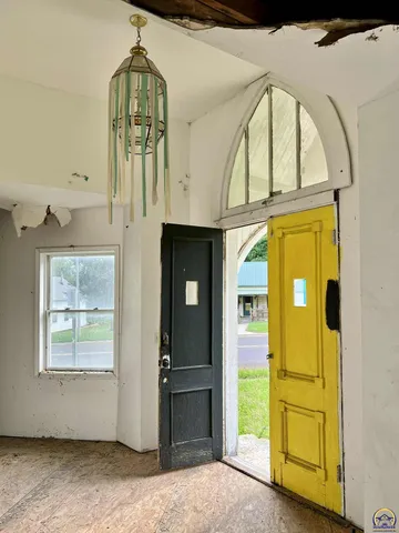 $34,000 | 212 Locust Street, Eskridge, KS 66423