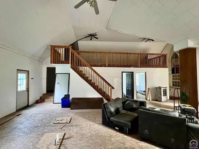 $34,000 | 212 Locust Street, Eskridge, KS 66423