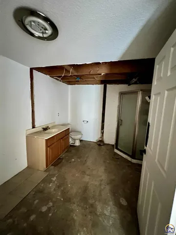$34,000 | 212 Locust Street, Eskridge, KS 66423