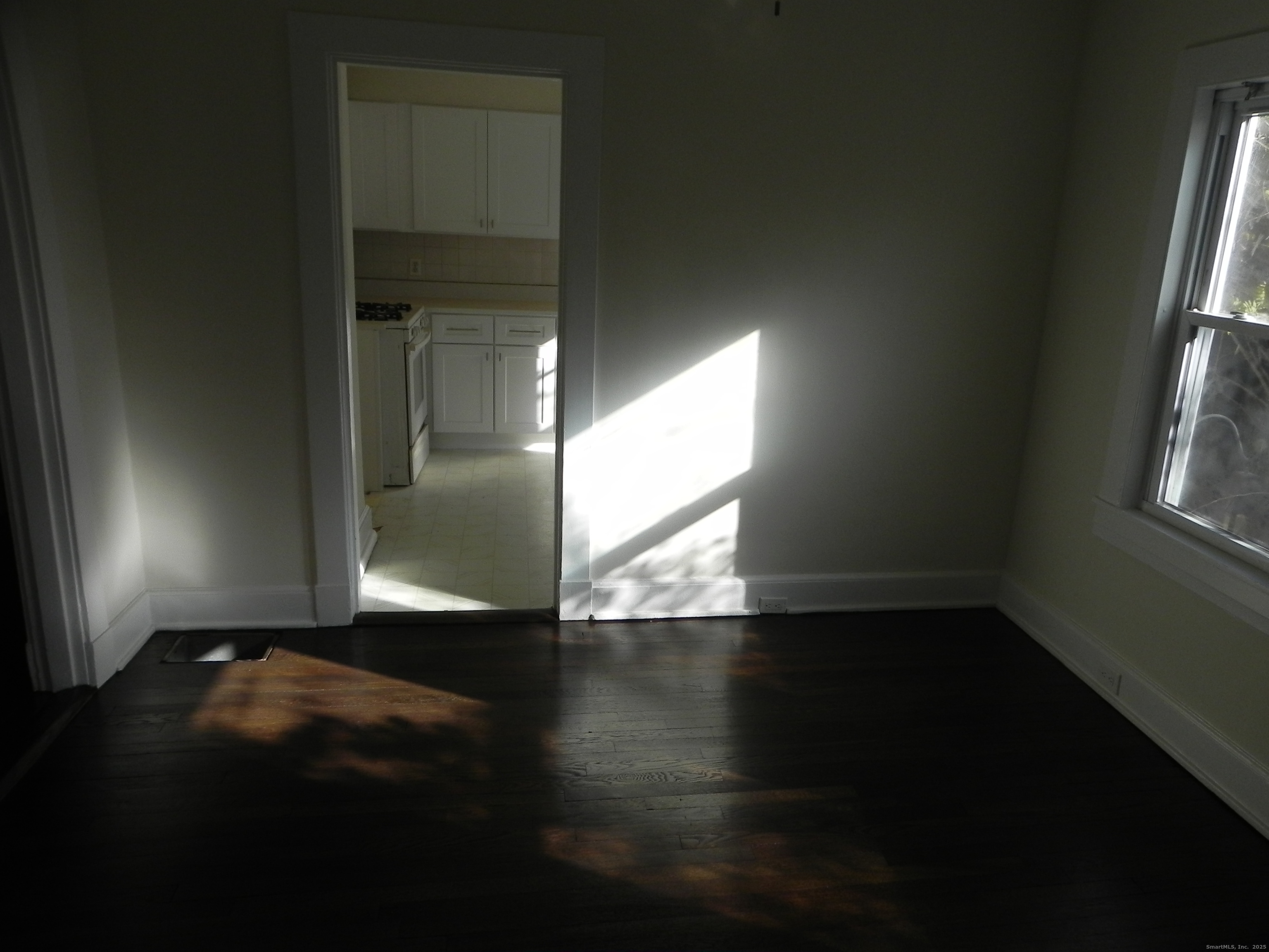 186 Grasmere Avenue, Unit 1 Fairfield, CT 06824 - Photo 15 of 15