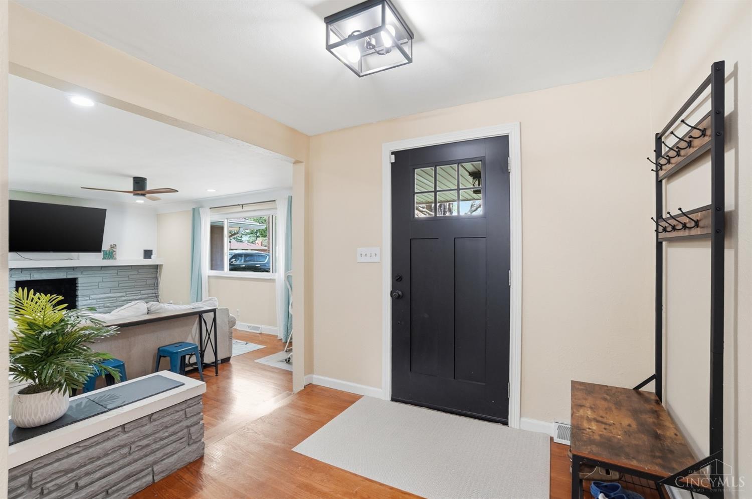 3924 Rexford Road Dayton, OH 45430 - Photo 5 of 51