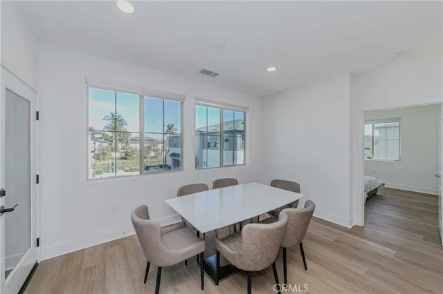 $990,000 | 6007 Clementine Lane, Unit 21, Cypress, CA 90630