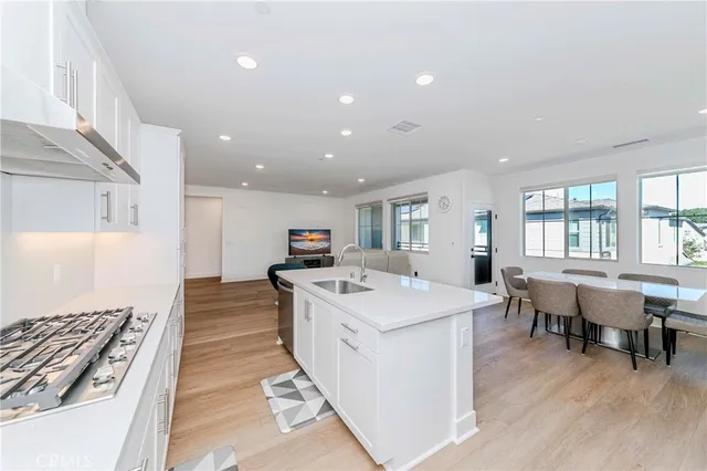 $985,000 | 6007 Clementine Lane, Unit 21, Cypress, CA 90630