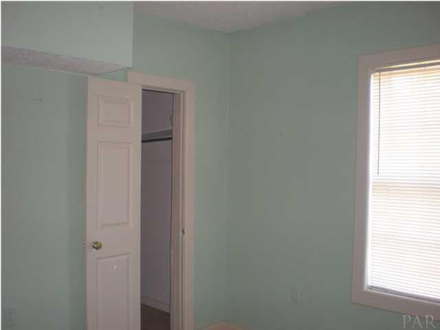 1203 Muscogee Road Cantonment, FL 32533 - Photo 4 of 9