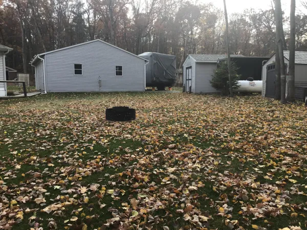 $159,900 | 2567 Sportsman Drive, White Cloud, MI 49349