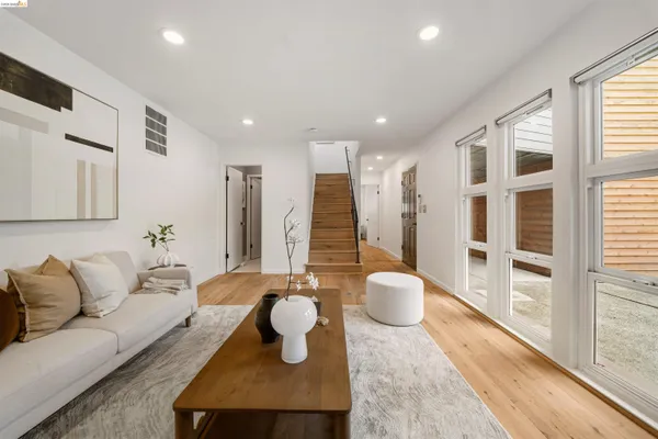 $1,295,000 | 6406 Oakwood Drive, Oakland, CA 94611