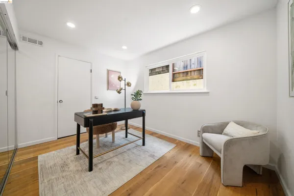 $1,295,000 | 6406 Oakwood Drive, Oakland, CA 94611