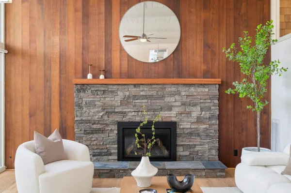 $1,295,000 | 6406 Oakwood Drive, Oakland, CA 94611
