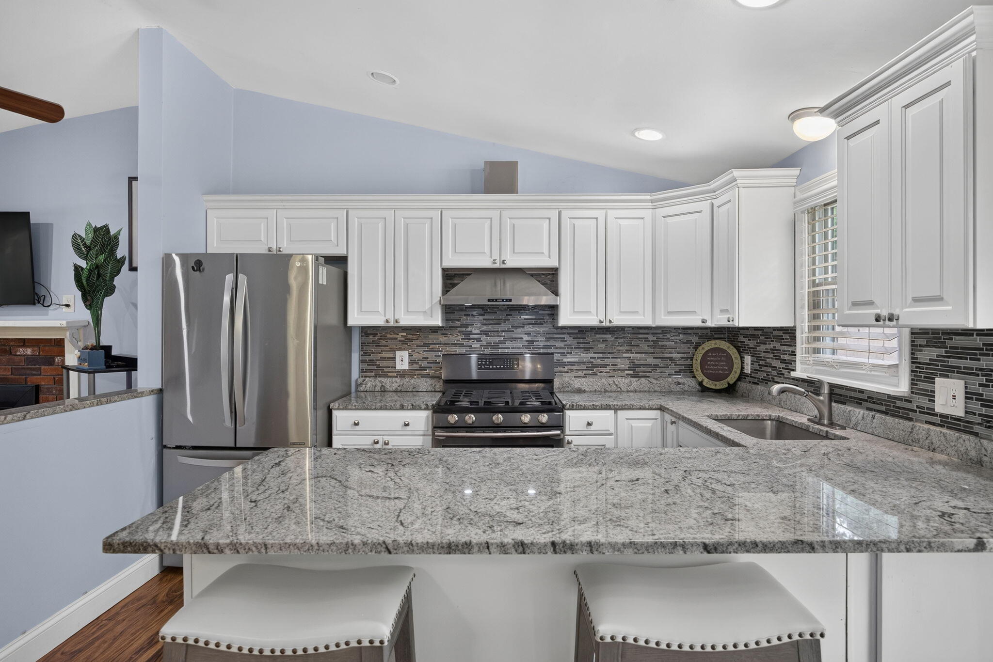 545 Lincoln Rd Extension Hyannis, MA 02601 - Photo 14 of 46 8-08-9L4A4641