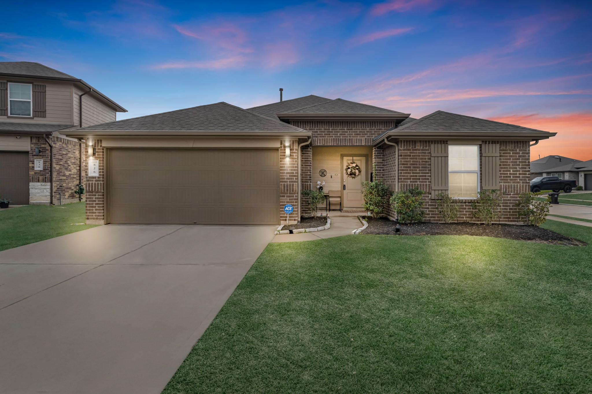 826 Green Clover Lane Rosharon, TX 77583 - Photo 2 of 33 Twilight.