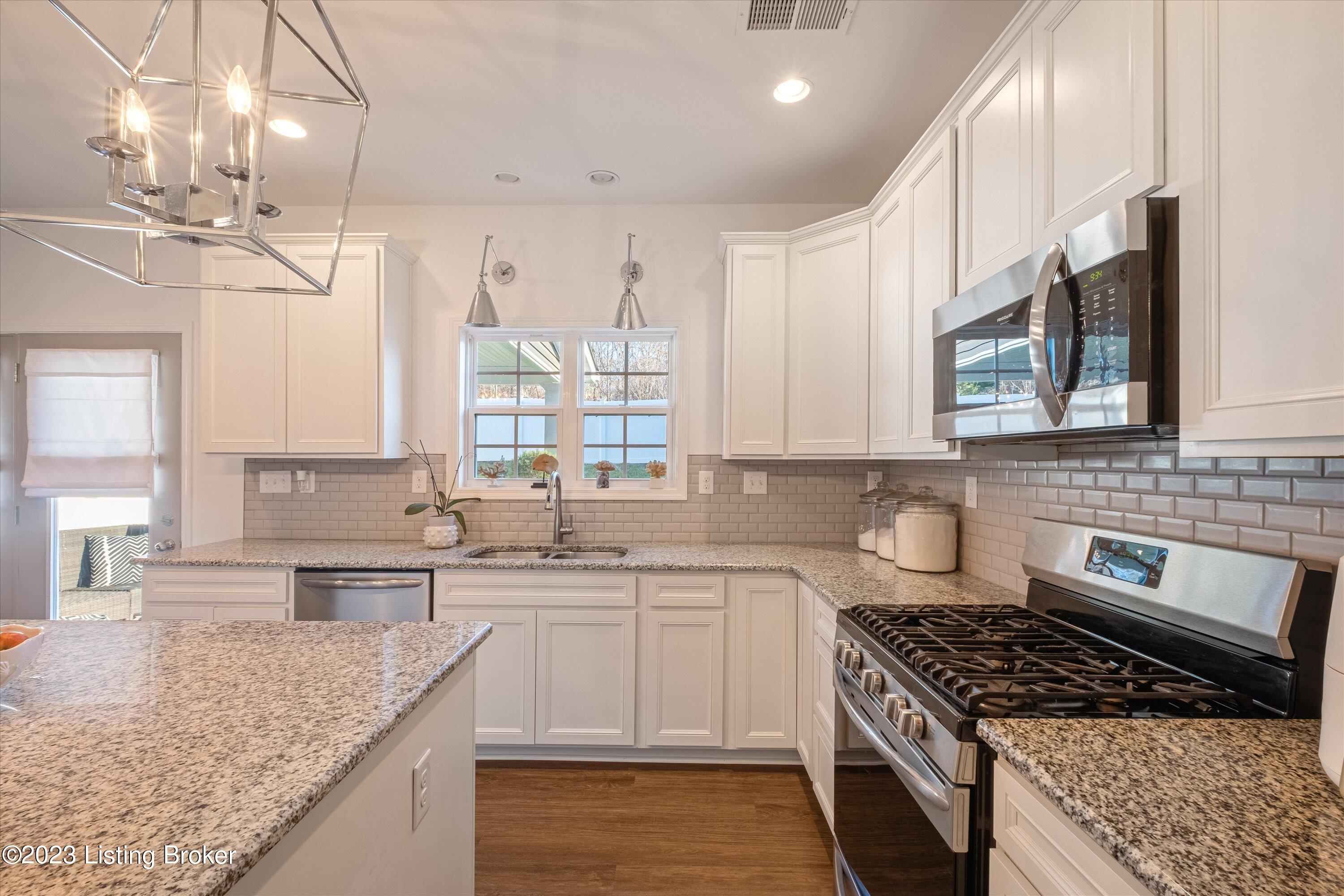 531 Wooded Falls Road Louisville, KY 40243 - Photo 9 of 33 Kitchen