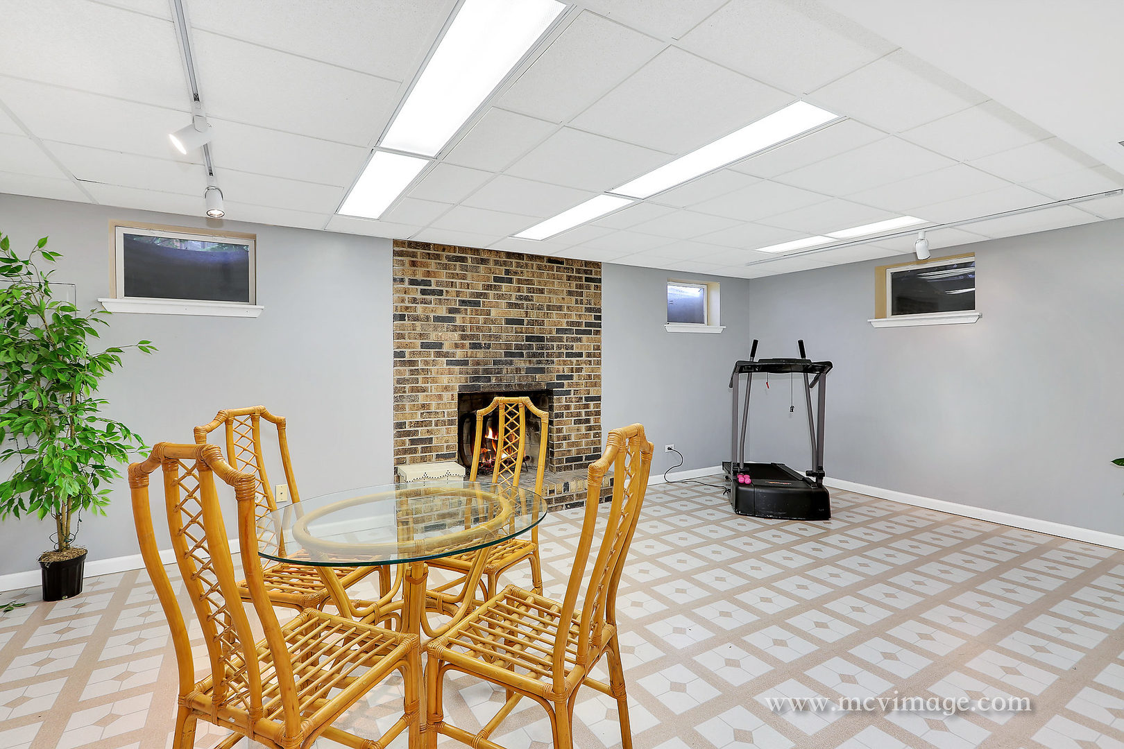359 High Road Cary, IL 60013 - Photo 24 of 32 a view of a dining room with furniture