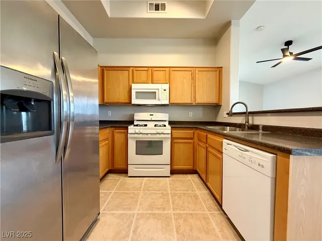 $1,500 | 3570 Cactus Shadow Street, Unit 203, Las Vegas, NV 89129