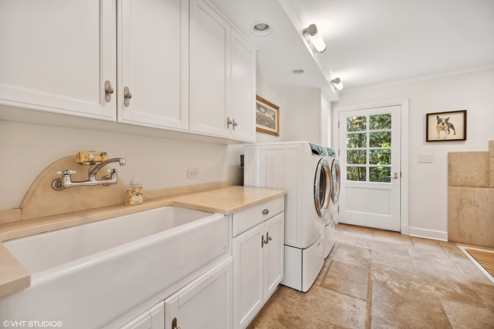 511 Rosemary Road Lake Forest, IL 60045 - Photo 17 of 40 a utility room with cabinets washer and dryer