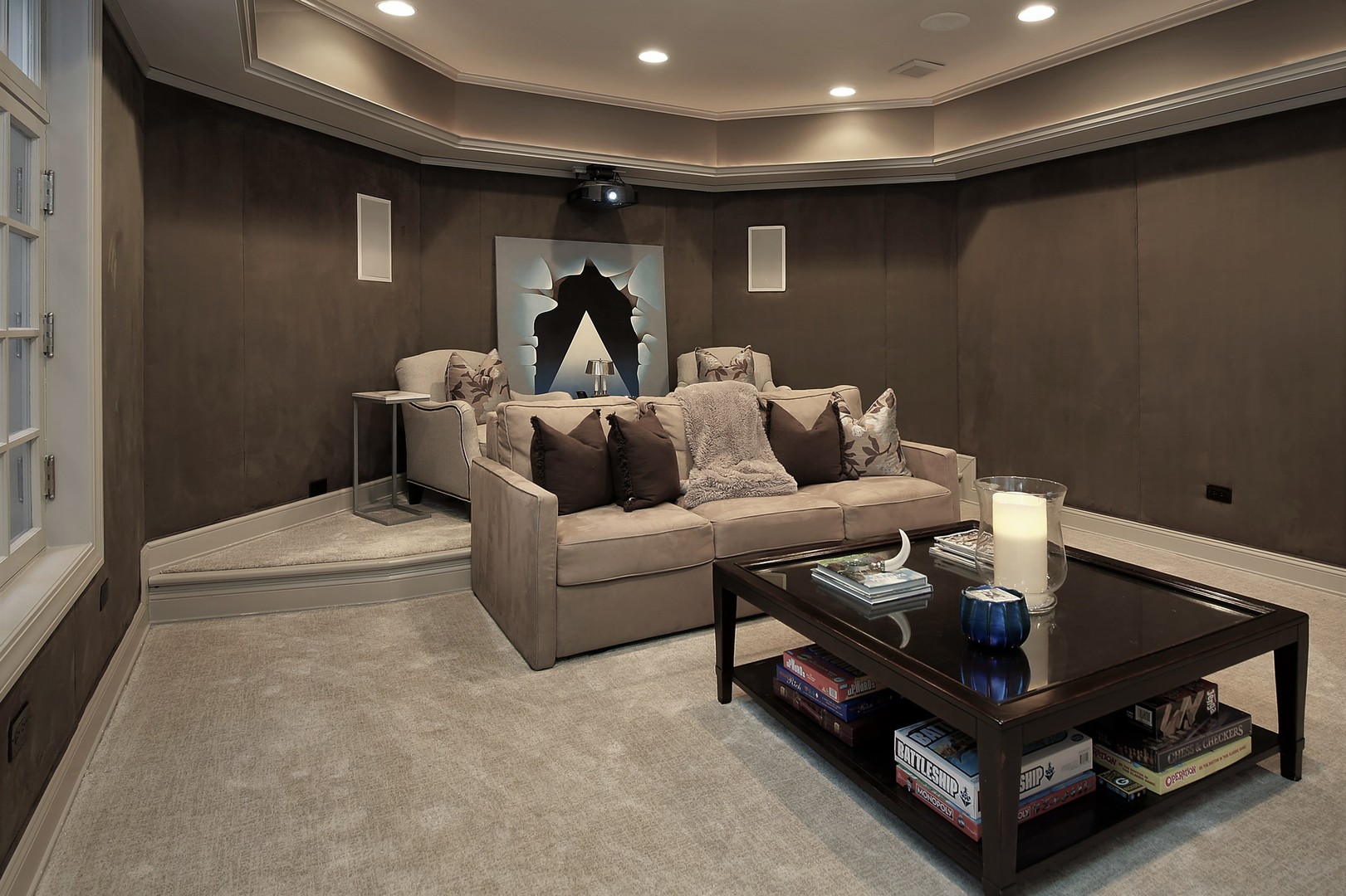 511 Rosemary Road Lake Forest, IL 60045 - Photo 32 of 40 a living room with furniture