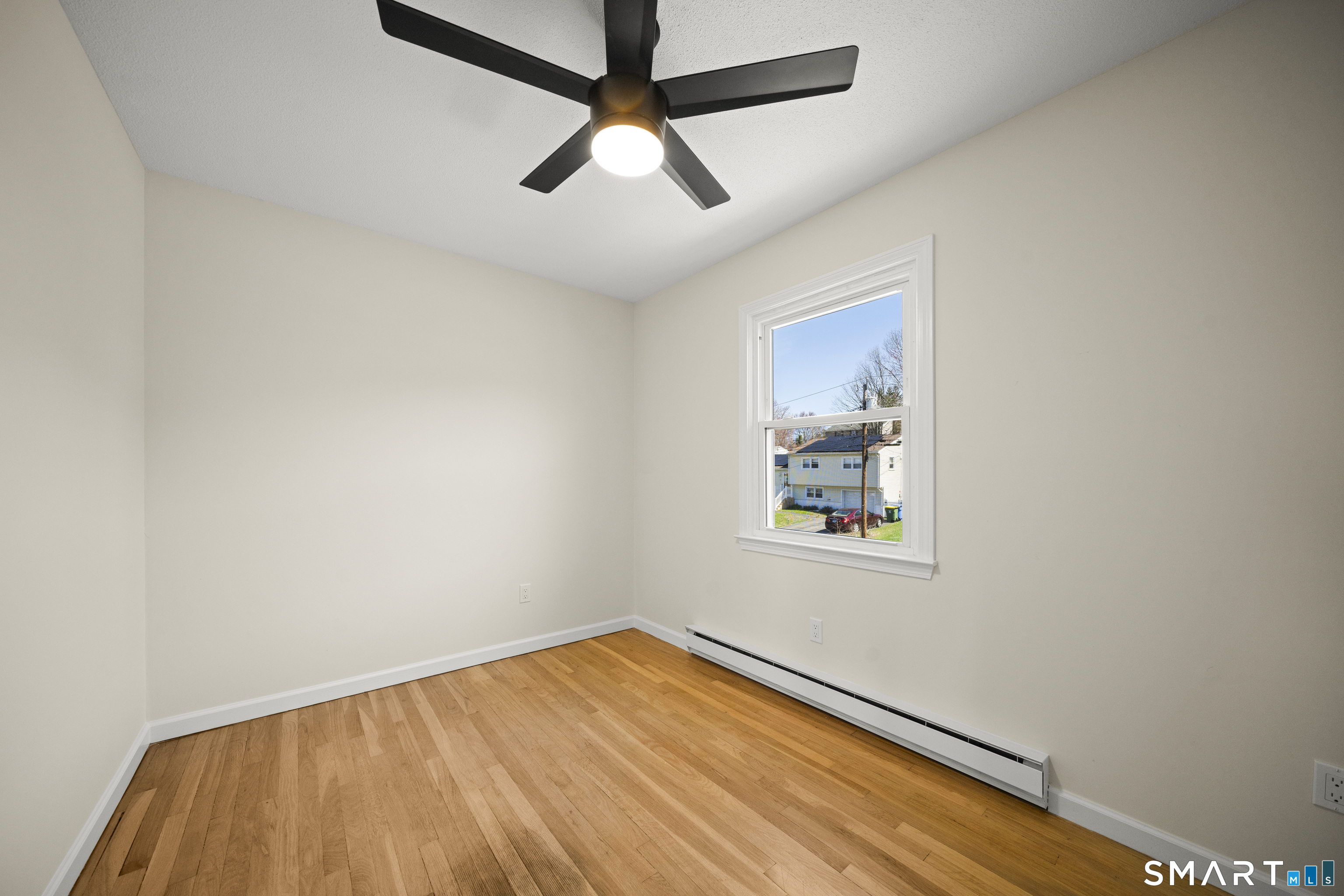 25 Greenview Drive Waterbury, CT 06708 - Photo 16 of 35