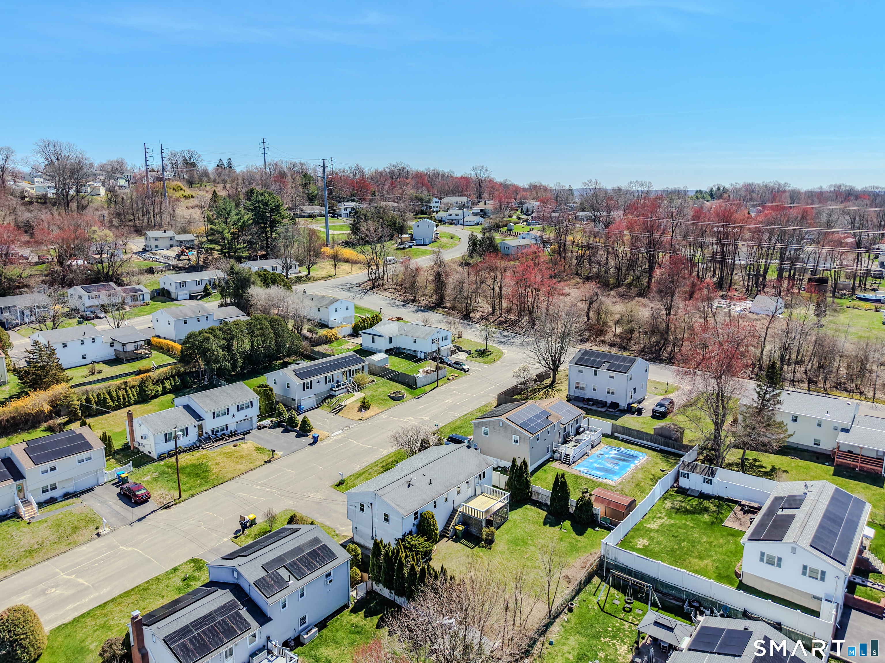 25 Greenview Drive Waterbury, CT 06708 - Photo 6 of 35