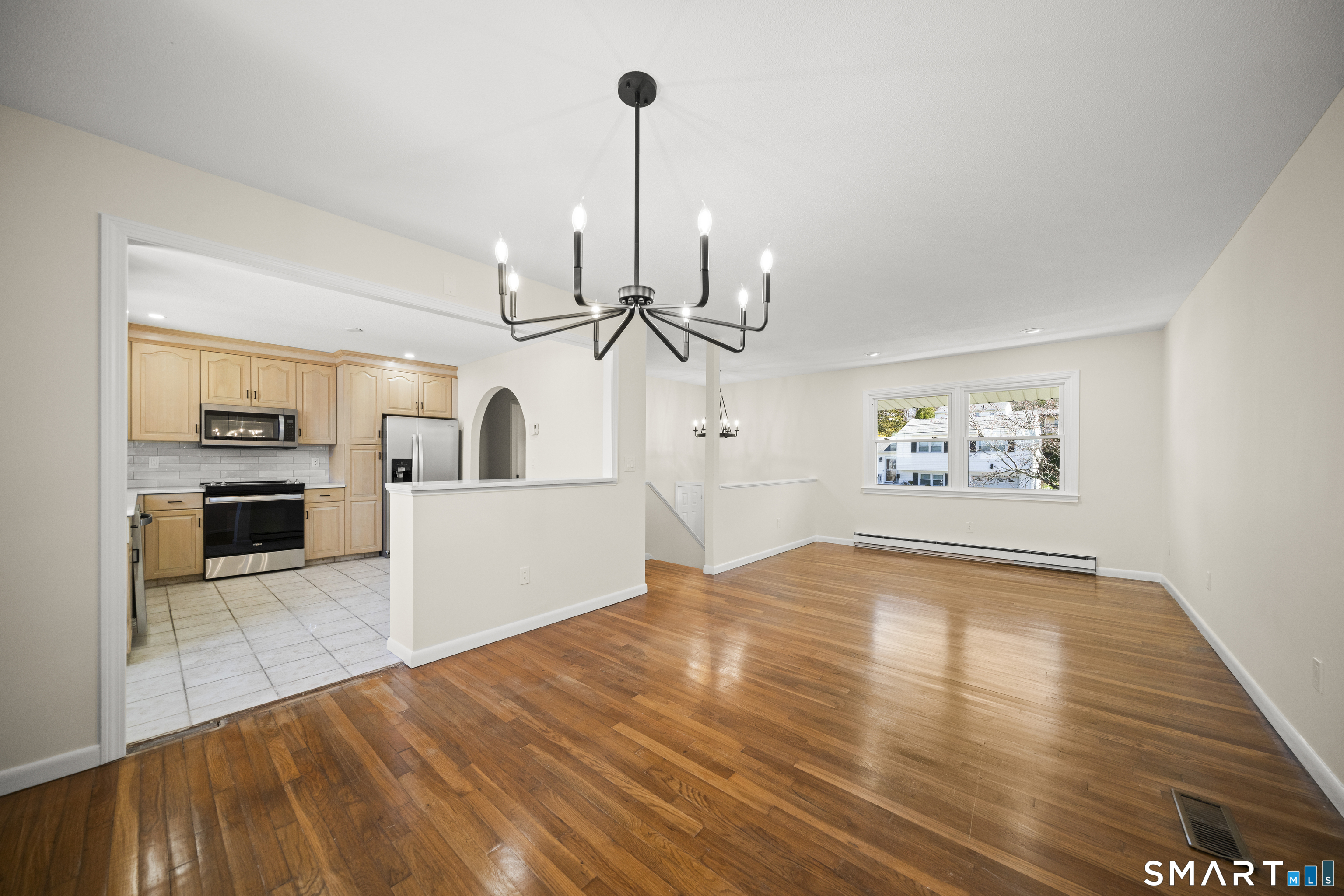 25 Greenview Drive Waterbury, CT 06708 - Photo 9 of 35