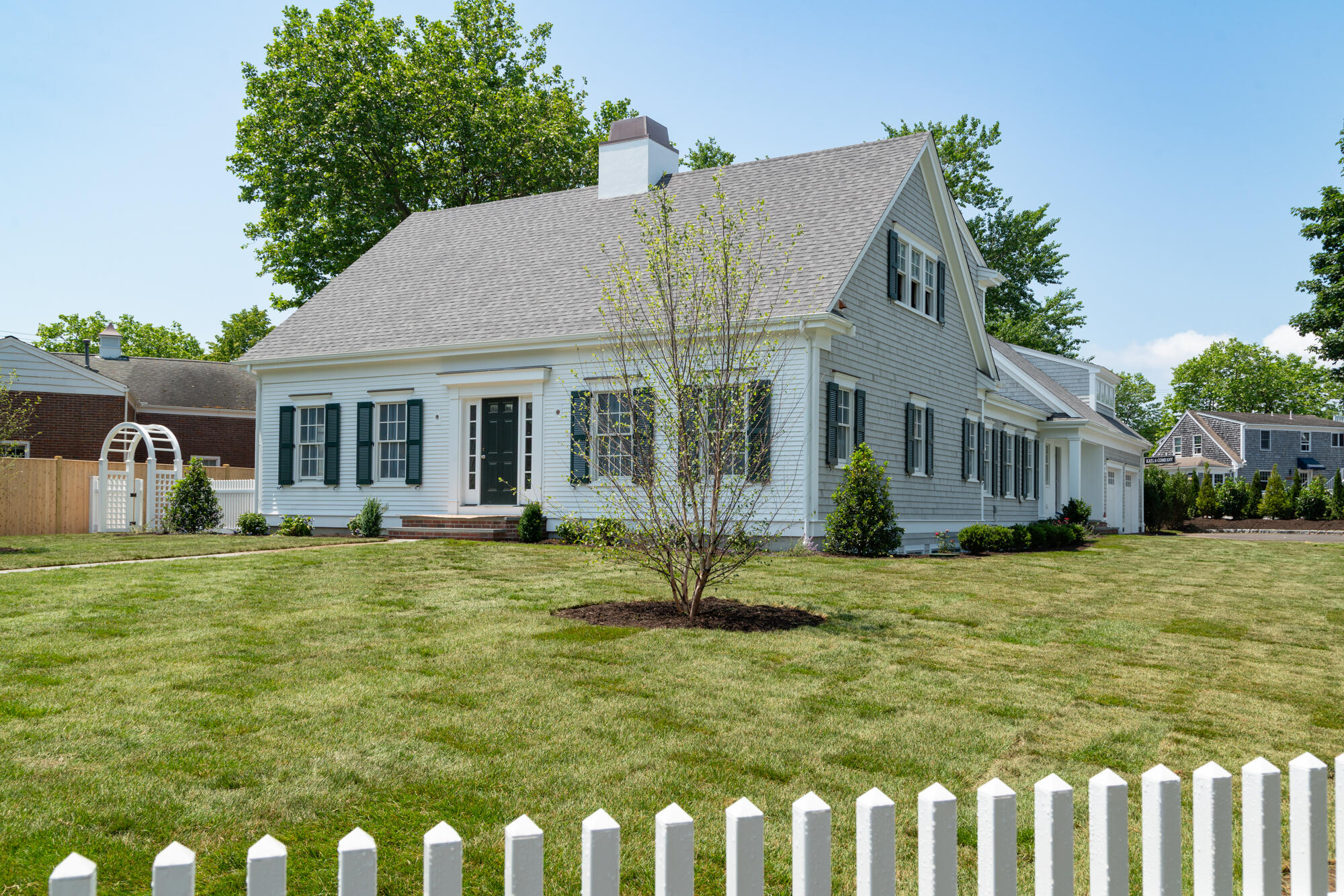 33 Crowell Road Chatham, MA 02633 - Photo 2 of 11 DSC00740-Edit